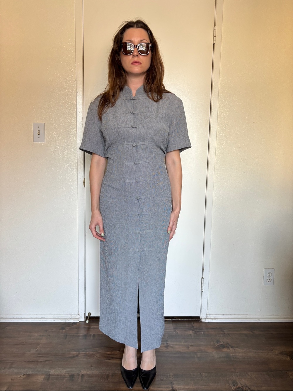 Vintage Gray Midi Dress with Frog Closure Mandarin Style